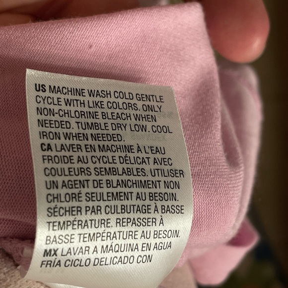 NWOT- Style & Company size M pink crewneck twist front top - Picture 4 of 5